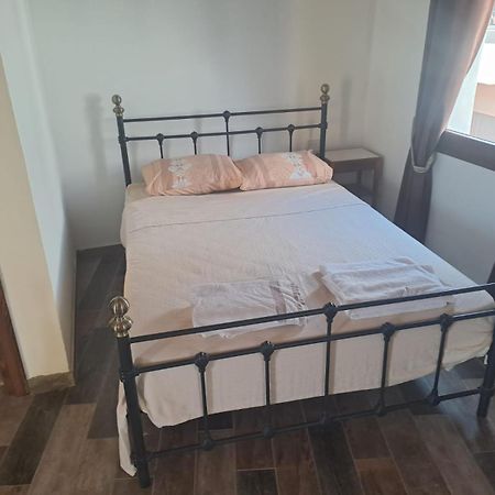 Magic Moon Guest House Фамагуста Экстерьер фото