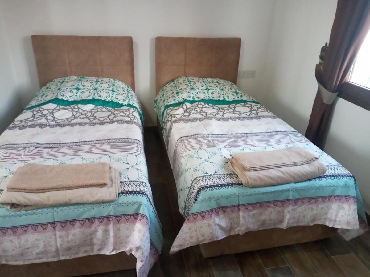 Magic Moon Guest House Фамагуста Экстерьер фото