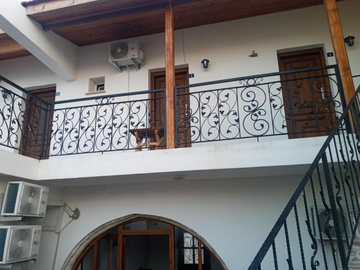 Magic Moon Guest House Фамагуста Экстерьер фото
