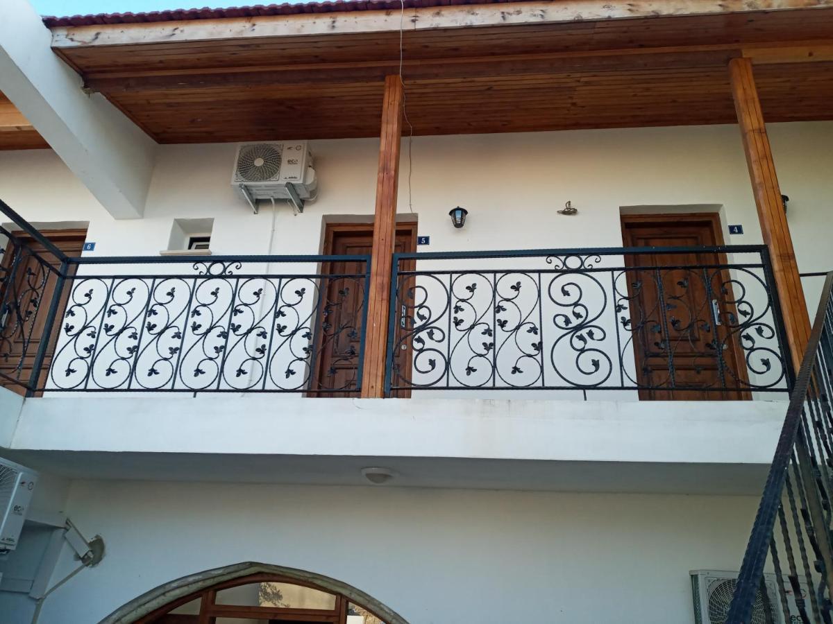 Magic Moon Guest House Фамагуста Экстерьер фото