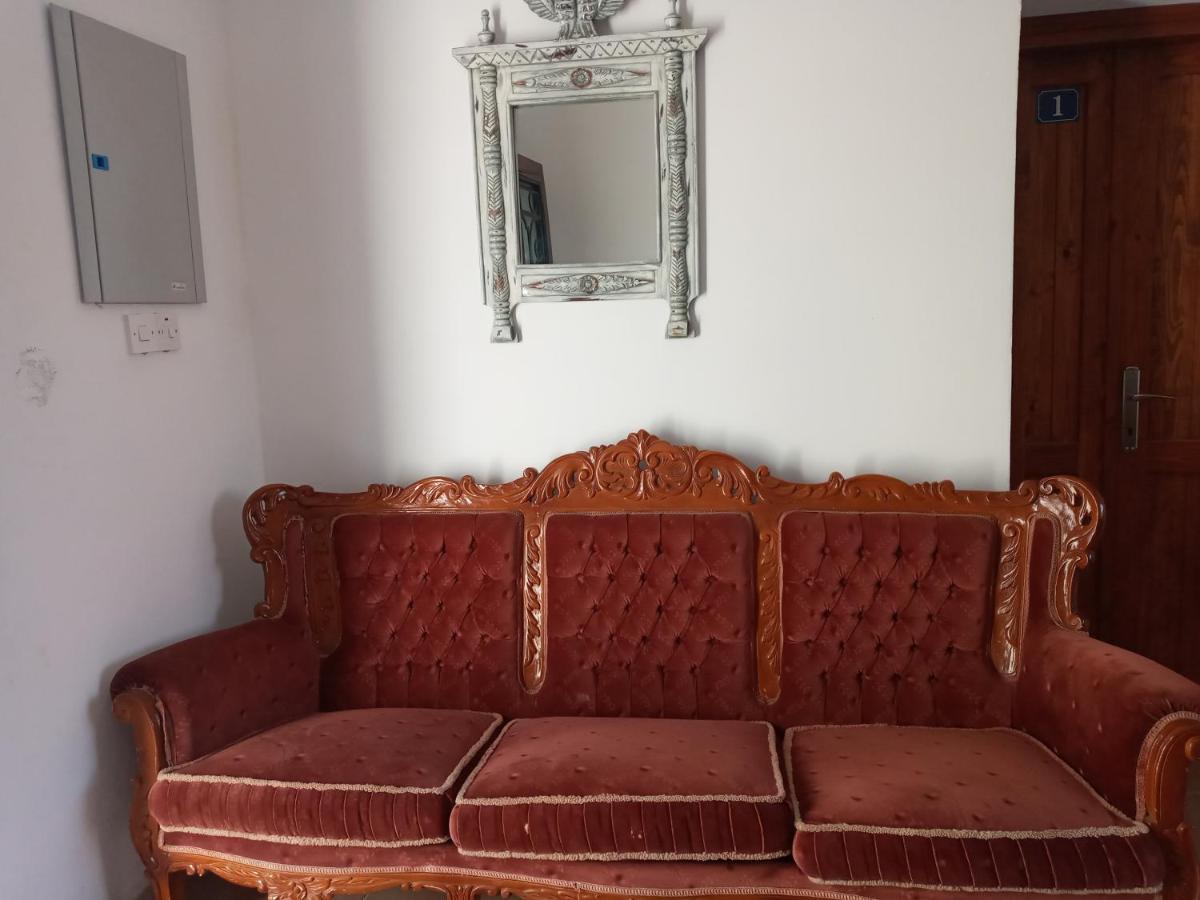 Magic Moon Guest House Фамагуста Экстерьер фото