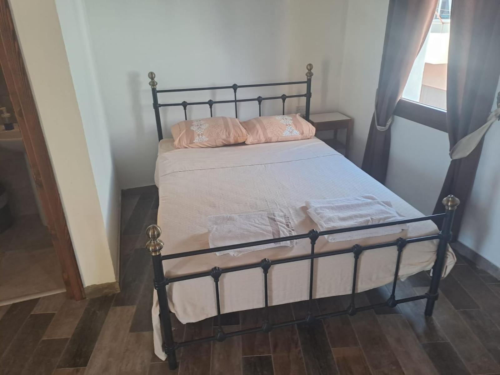 Magic Moon Guest House Фамагуста Экстерьер фото