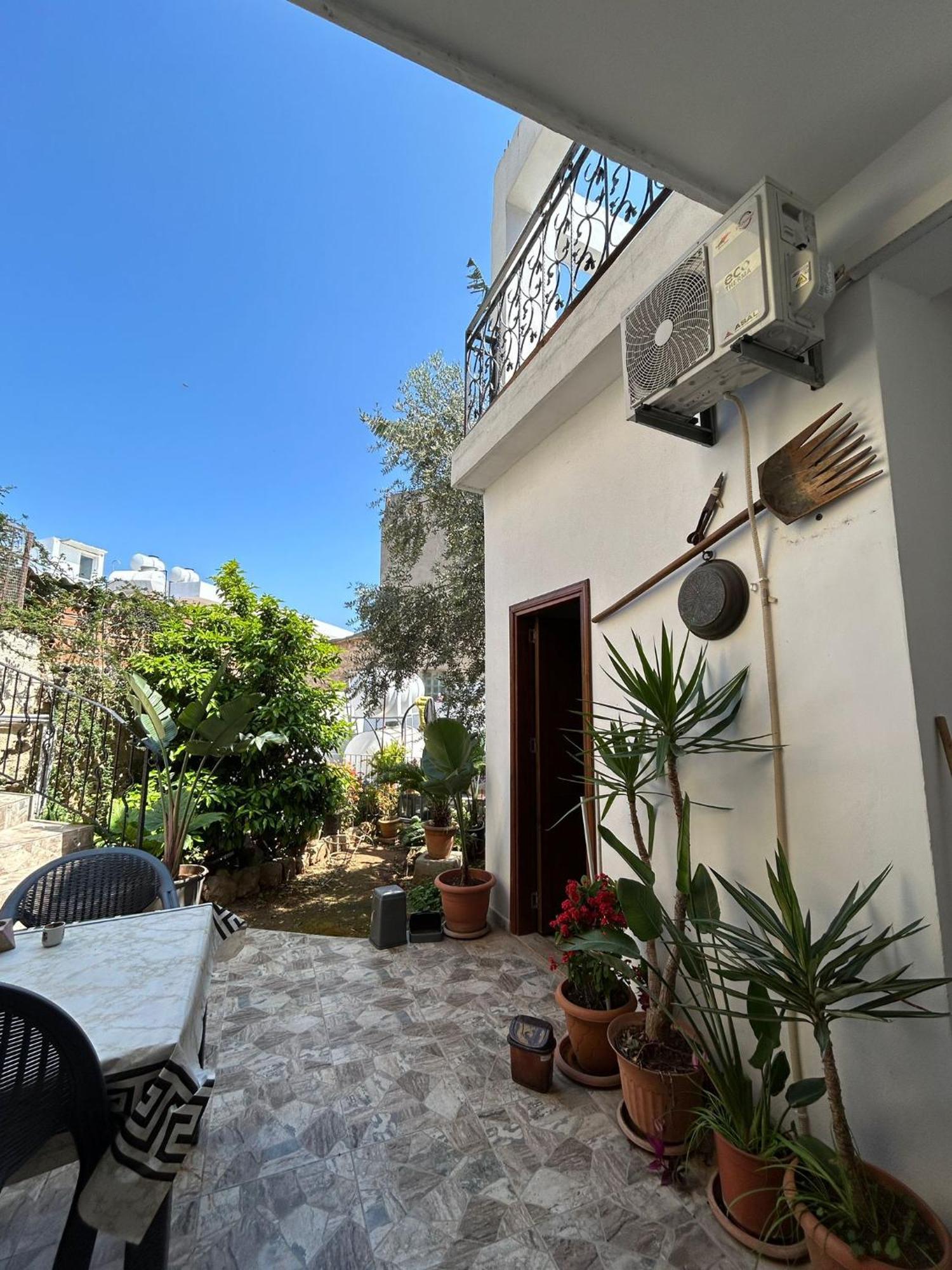 Magic Moon Guest House Фамагуста Экстерьер фото