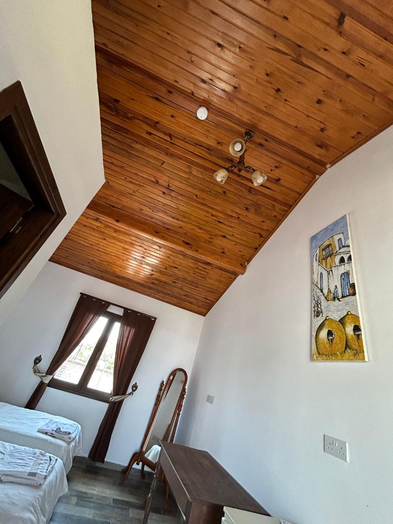 Magic Moon Guest House Фамагуста Экстерьер фото